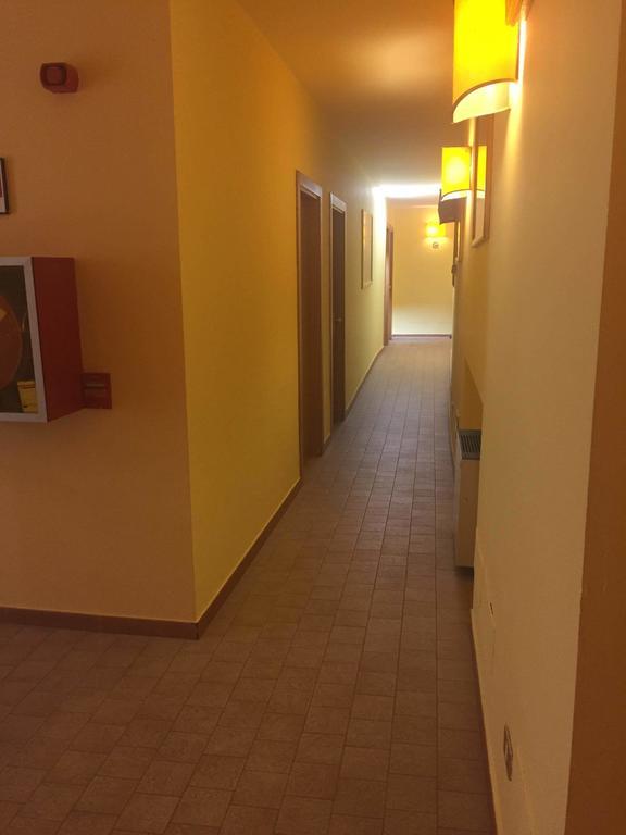 Hotel Ascot Binasco Εξωτερικό φωτογραφία