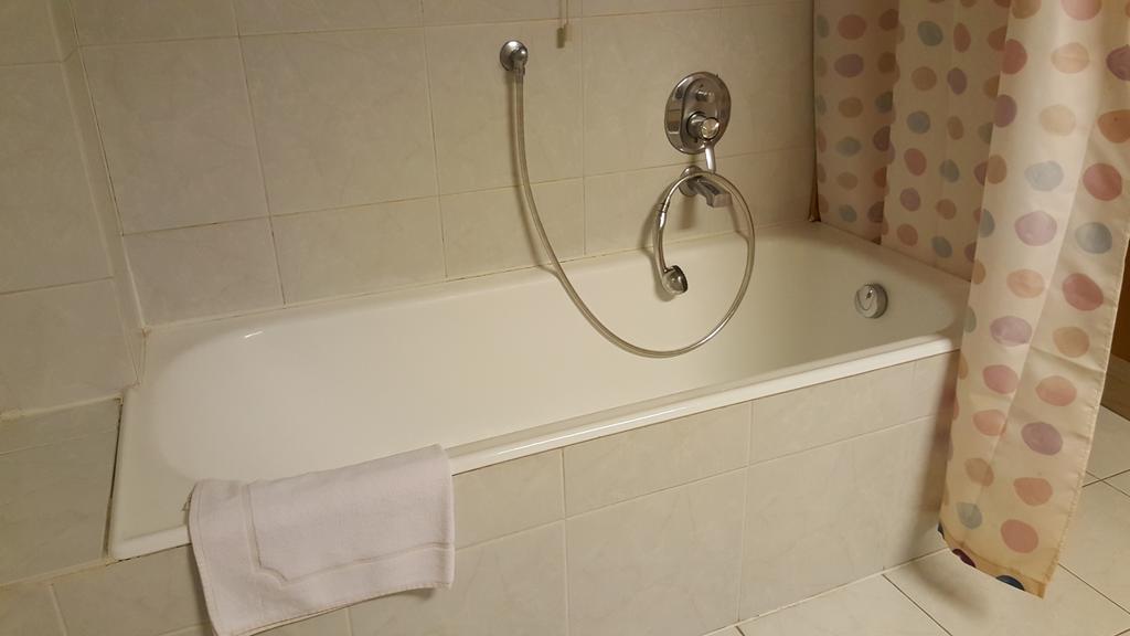Hotel Ascot Binasco Εξωτερικό φωτογραφία
