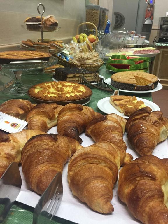 Hotel Ascot Binasco Εξωτερικό φωτογραφία