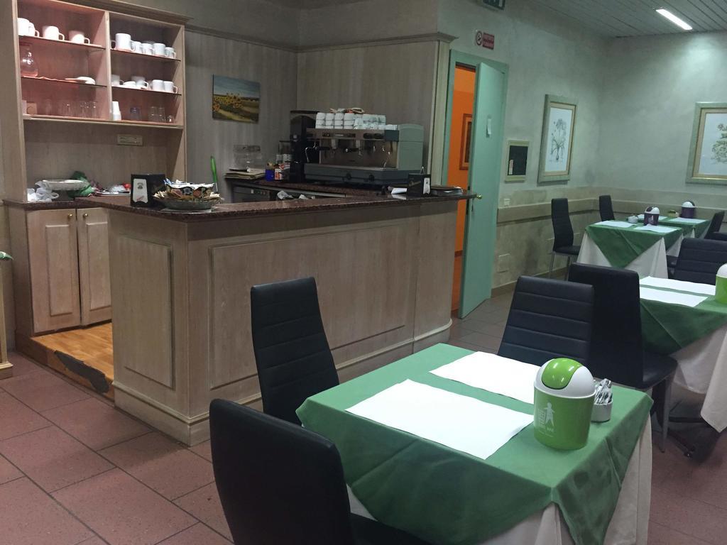 Hotel Ascot Binasco Εξωτερικό φωτογραφία